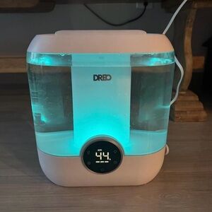 Humidifier with LED Light - White
